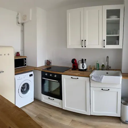 Centre Ville, Terrasse 20m2, Plancha Et Vue Appartement Hyères