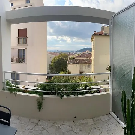 Terrasse Plein Sud - Chaleureux En Centre Apartment Hyeres